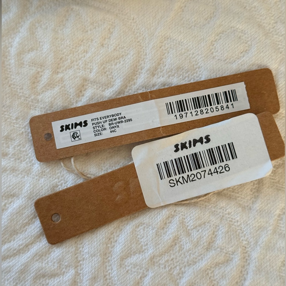 Skims Fits Everybody Push Up Demi Bra Onyx Size 44C NWT - Picture 4 of 4